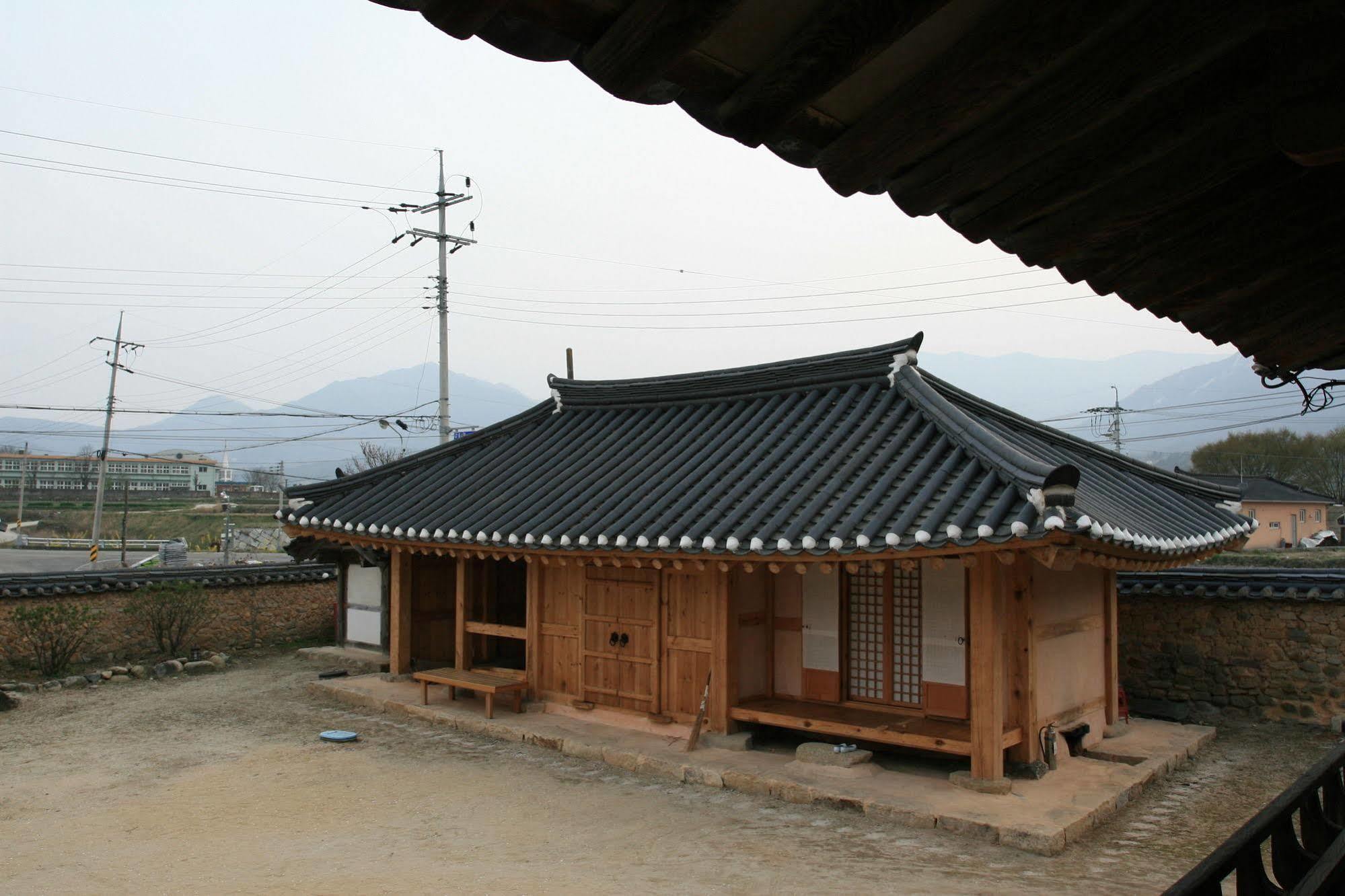 Geochang Choongsindang Donggae Jeongon Gotek Hotel Bagian luar foto